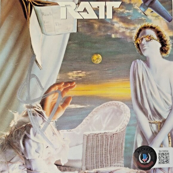 Stephen Pearcy Ratt Authentic Autograph CD Reach for the Sky Rock Album Beckett - Picture 2 of 5